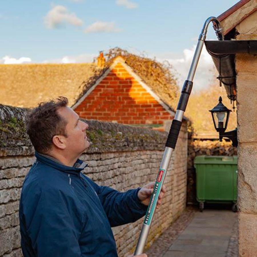 GutterScope™ - Telescopic Gutter Cleaner